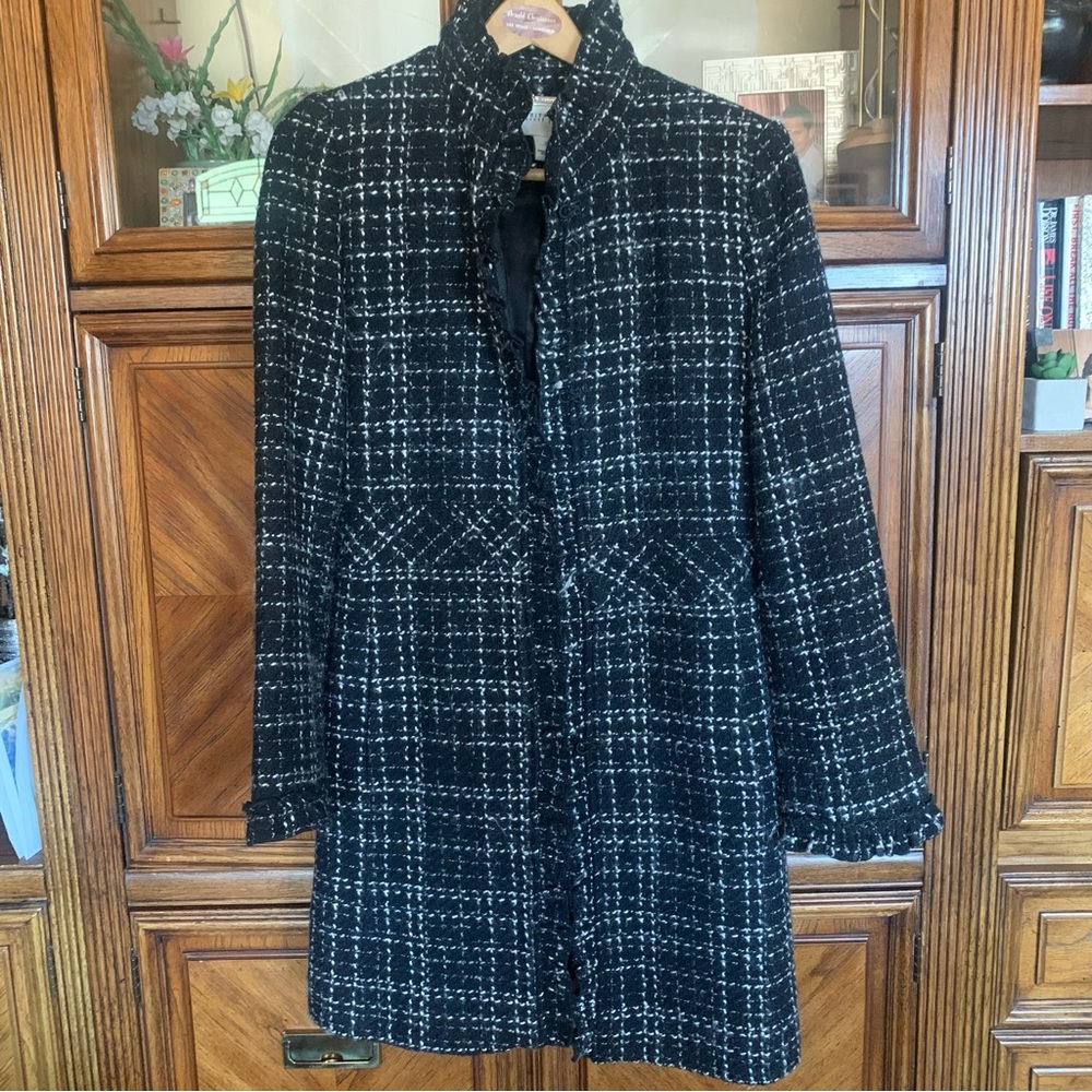 WHITE HOUSE BLACK MARKET COAT
